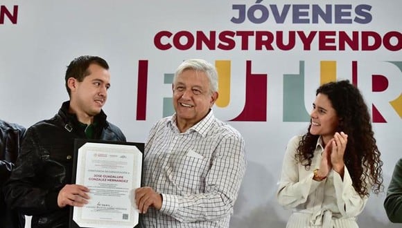 Beca Jóvenes Construyendo el Futuro 2022: lista de requisitos, días de cobro y cómo solicitar tu dinero. (Foto: Gobierno de México)