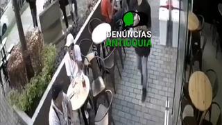 En la puerta de su negocio: Macnelly Torres sufrió un asalto a mano armada en Medellín [VIDEO]