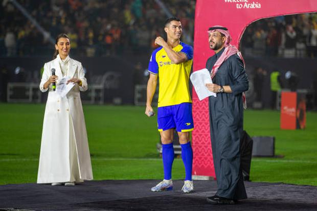Cristiano Ronaldo recibió un espectacular recibimiento al ser presentado en Al Nassr. (Foto: Getty Images)