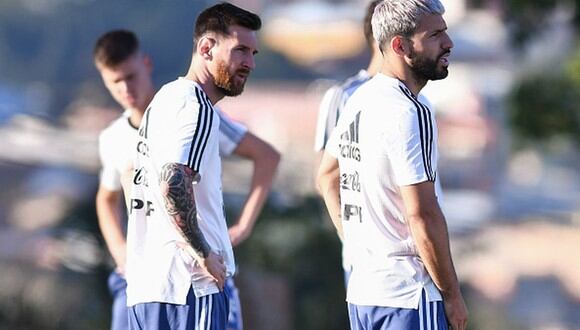 Lionel Messi y Sergio Agüero esperan ganar algo juntos en la selección mayor de Argentina. (Foto: Getty)