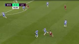 Coutinho en modo genio: se lleva a cinco en una jugada y marcó un golazo de tiro libre a lo Ronaldinho