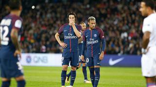 Tira para un lado: vestuario del PSG apoya a Cavani en el conflicto que tiene con Neymar