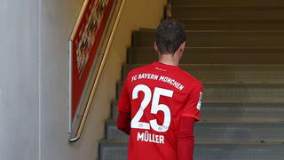 Ya conoce el camino de salida: Thomas Müller se deja querer en Italia
