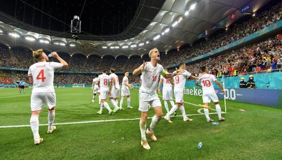 Suiza clasificó a los cuartos de final de la Eurocopa 2021, tras vencer por 5-4 a Francia en la tanda de penales. (Foto: Getty Images)