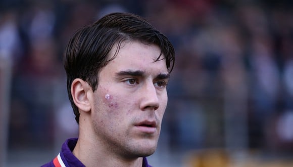 Dusan Vlahovic de la Fiorentina dio positivo en coronavirus y es el séptimo caso en la Primera División italiana. (Getty)