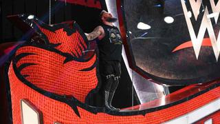 ¡Se arriesgó! Kevin Owens reveló la idea original del salto sobre Seth Rollins en WrestleMania 36