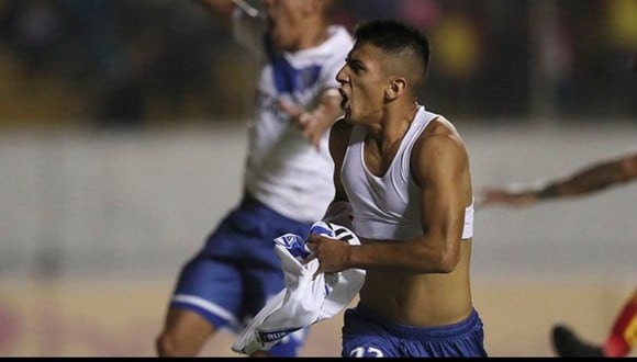 Vélez cayó ante Aucas pero avanzó en la Copa Sudamericana gracias a un gol a los 95′.