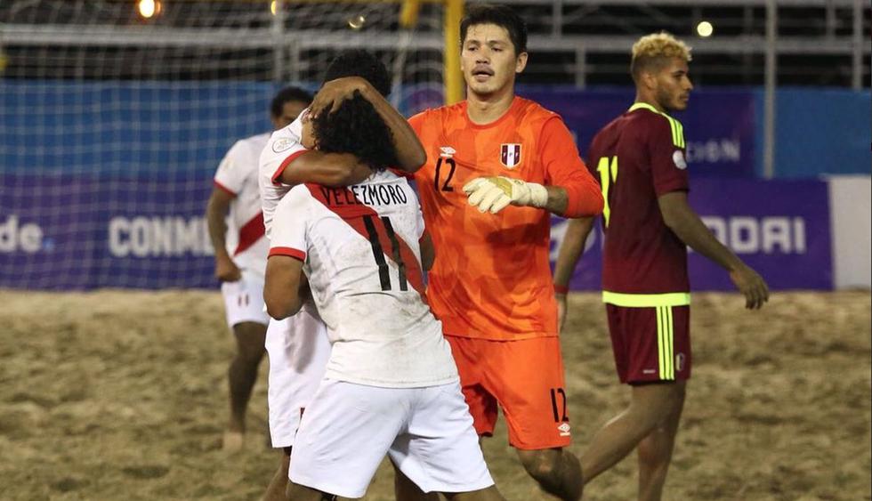 Perú venció a Venezuela en el fútbol playa. (FPF)