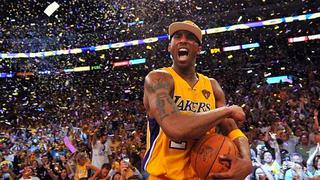 Kobe Bryant se despidió de Los Ángeles Lakers anotando ¡60 puntos!