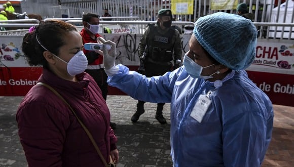 Colombia cerró sus pasos fronterizos con Ecuador para evitar aumento de casos de coronavirus. (Foto: AFP/Juan Barreto)