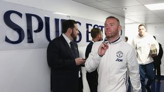 Wayne Rooney perdió casi un millón de euros en un casino y terminó muy deprimido