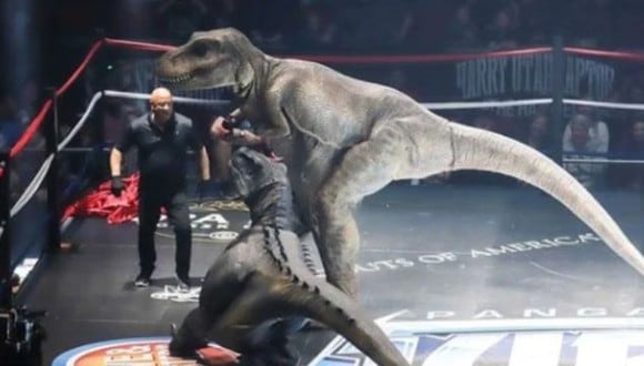 Pelea de dinosaurios, el nuevo deporte que causa sensación en Estados Unidos. (Difusión)