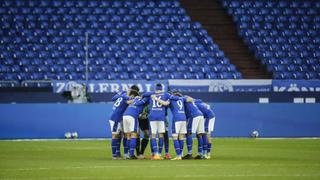 Rakitic y Farfán no se lo creen: Schalke, a un partido de ser el peor equipo de la historia de la Bundesliga