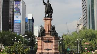 Tiktoker español calificó de “burrada” el retiro de la estatua de Colón en México y las redes sociales se le fueron encima