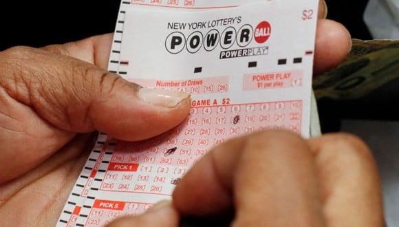 La lotería Powerball otorgó 150 mil dólares a un perseverante jugador de Virginia que acertó cuatro números el 8 de enero (Foto: AFP)