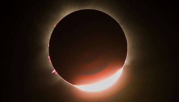 El Cometa Diablo será visible este 8 de abril mientras ocurre un eclipse solar total en México (Foto: TNYT)
