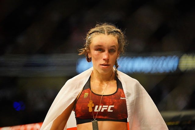 La cara de Joanna Jedrzejczyk luego de su derrota ante Weili Zhang en el UFC 248. (Foto: Getty Images)