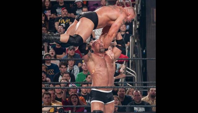 Goldberg se estrenó con el pie derecho y ganó la pelea. (Foto: WWE)