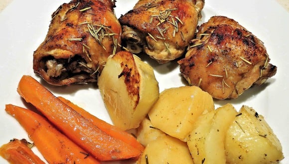 El pollo al romero es una receta muy sencilla de preparar en casa. (Foto: pixel1 / Pixabay)