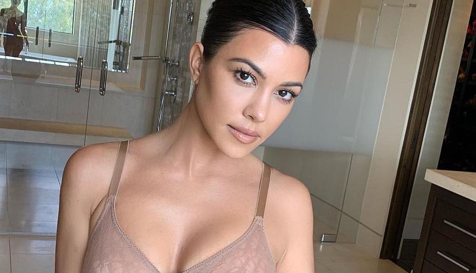 Kourtney Kardashian recibe elogios por mostrar sus estrías sin retoques. (Foto: @kourtneykardashian)