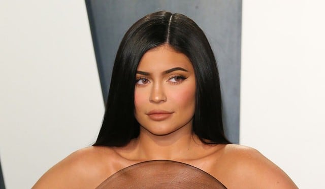 Kylie Jenner dejó a miles de sus admiradores boquiabiertos con su video. (AFP)