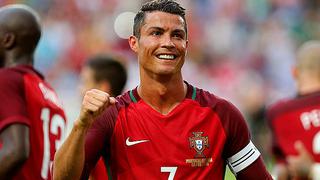 Roncero sobre Cristiano Ronaldo: "Enséñale a patear penales a Messi"