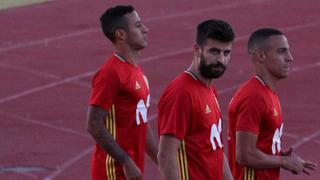 Hinchas de España pitaron a rabiar a Gerard Piqué en último entrenamiento de 'La Roja' [VIDEO]