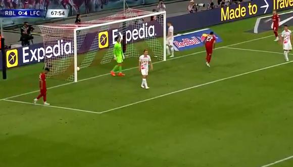 Se lleva el balón: tercer gol de Darwin Núñez para el 4-0 de Liverpool vs. Leipzig en amistoso. (Twitter)