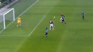 Quiso ser como Cristiano: Zlatan casi iguala a ‘CR7’ con salto y asistencia de 2,53 metros [VIDEO]