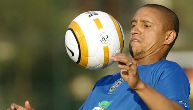 Roberto Carlos estaba valorizado en 32 millones de dólares. (Foto: AFP)