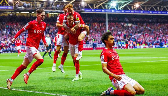 Nottingham Forest ascenso a Premier equipo inglés derrotó al Huddersfield en la final por volver a primera división | fútbol inglés | RMMD | |