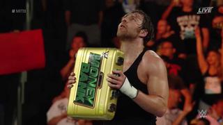 WWE: Dean Ambrose se adueñó del maletín de Money in the Bank