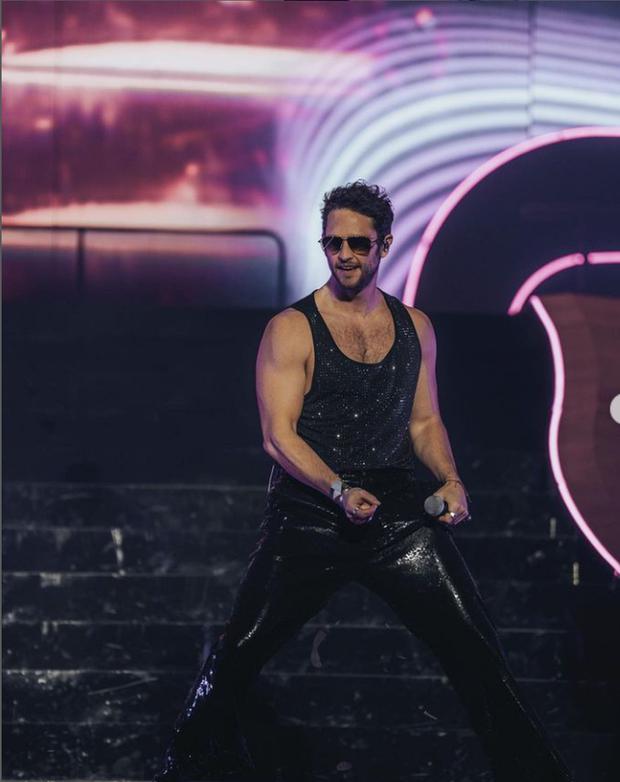 Christopher Uckermann bailando y cantando en la última gira de RBD que se realizó en 2023 (Foto: Christopher Uckermann /Instagram)