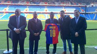 Teófilo Cubillas: tuvo un homenaje en Basilea FC y fue invitado de honor en el Museo de la FIFA