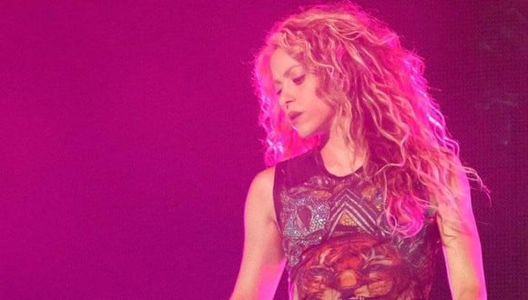 Shakira le dedica emotivo mensaje a su padre por su cumpleaños en pleno concierto. (Foto: @shakira)