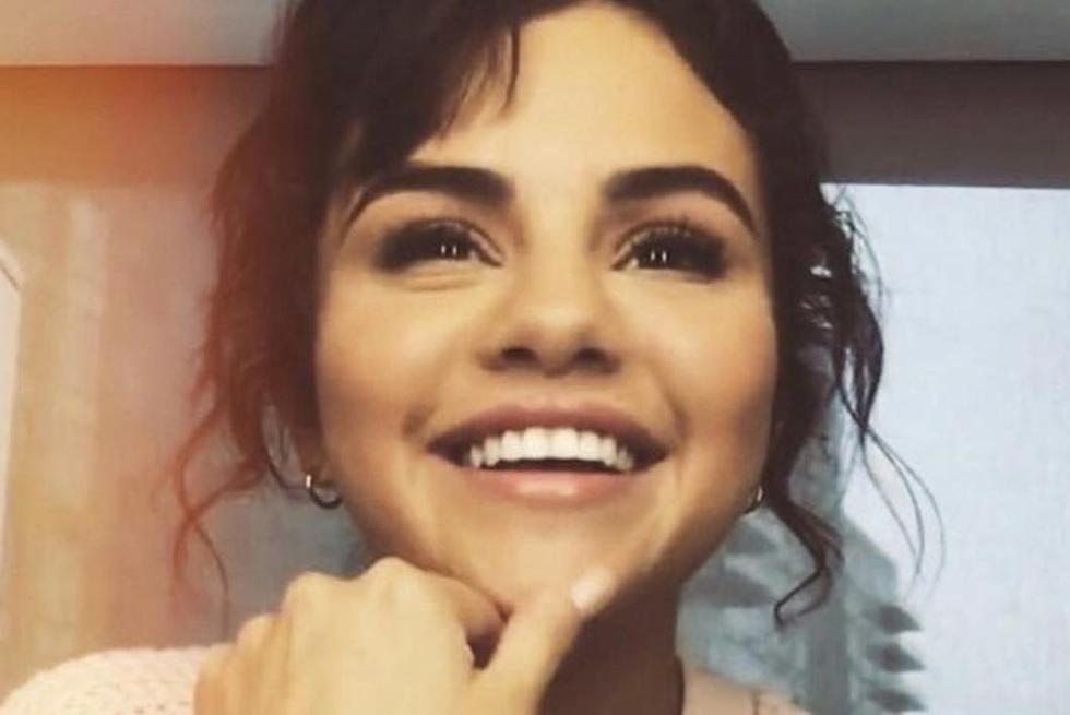 Fue Connar Franklin la que publicó curioso detalle de Selena Gomez en Instagram. (Fotos: Insgtagram)
