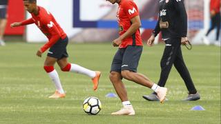 En el área, como '9'': el gol de Luis Abram en el entrenamiento de la Selección Peruana [VIDEO]