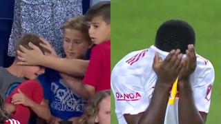 Jugador de la MLS es expulsado por tirarle un pelotazo a un niño en la tribuna [VIDEO]