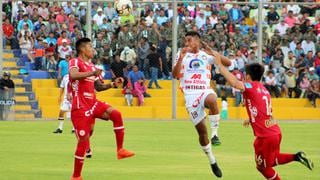Universitario empató 1-1 con Ayacucho FC y no pudo alcanzar al líder del torneo