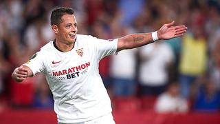 Saltando en un pie: 'Chicharito' se mostró contento tras primera titularidad y gol con Sevilla