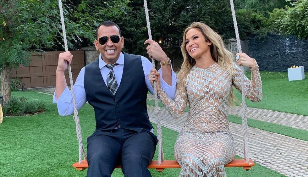 La cantante y el ex beisbolista compartieron este día especial junto a sus pequeños hijos. (Foto: @jlo)