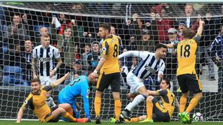 Ospina entró por Cech, pero tuvo tremendo error en gol del West Bromwich [VIDEO]