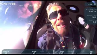 El avión de Virgin Galactic con el filántropo Richard Branson a bordo vuelve a Tierra