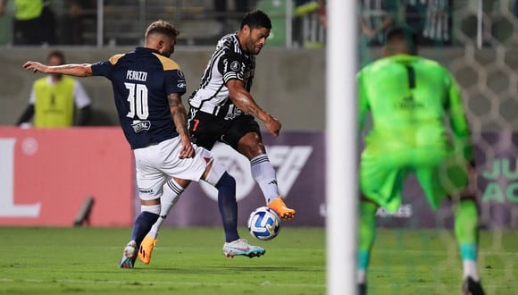 Alianza Lima vs. Atlético Mineiro en partido por Copa Libertadores 2023. (Foto: AFP)