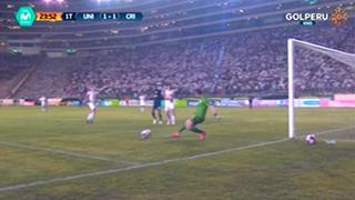 ¡Monumental! Patrick Zubczuk evitó el gol de Emanuel Herrera con un recurso impecable [VIDEO]
