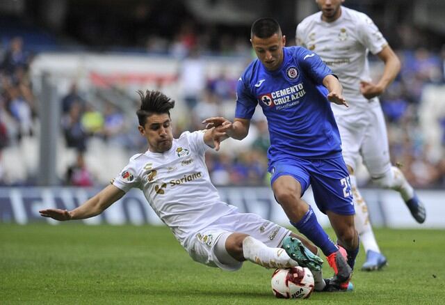 Roberto Alvarado - 7.5 millones de euros (México / Cruz Azul)