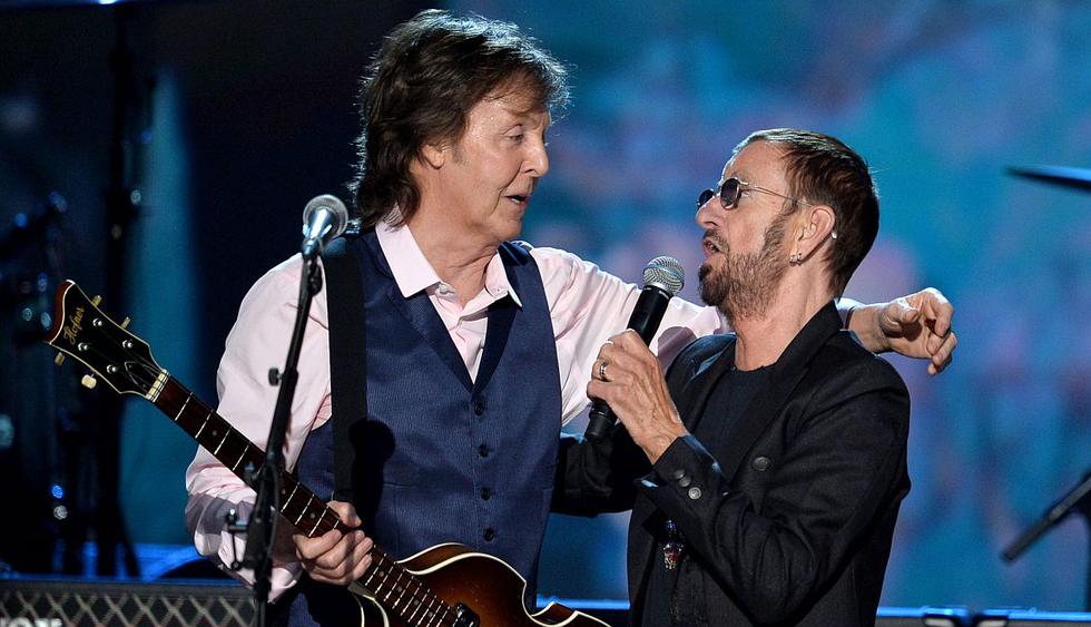 Paul McCartney y Ringo Starr tocaron juntos en concierto en Los Ángeles. (Foto: AFP)