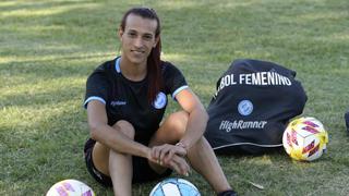 Primera futbolista transgénero es autorizada a jugar torneo femenino en Argentina
