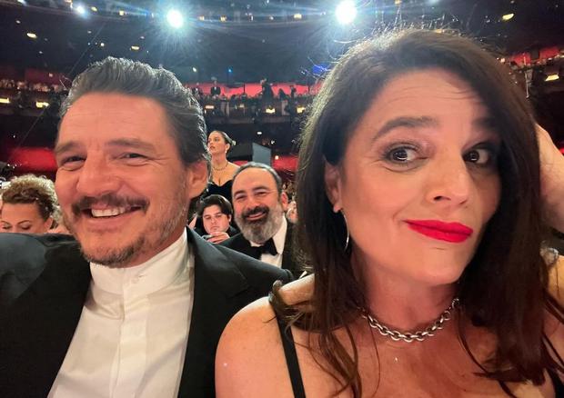 Pedro Pascal asistió a los premios Oscar 2023 con su hermana Javiera Balmaceda Pascal (Foto: Pedro Pascal/ Instagram)