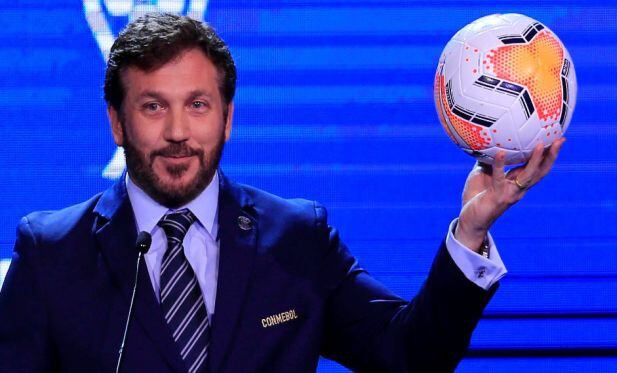 Alejandro Domínguez confesó que la Copa Libertadores se reiniciaría en mayo. (Foto: AFP)
